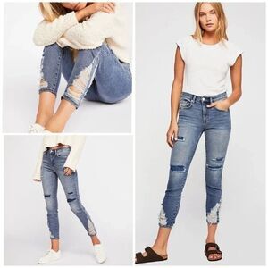 Free People We The Free Skinny Distressed Jeans Jagged Hem 25 Boho Sz 25